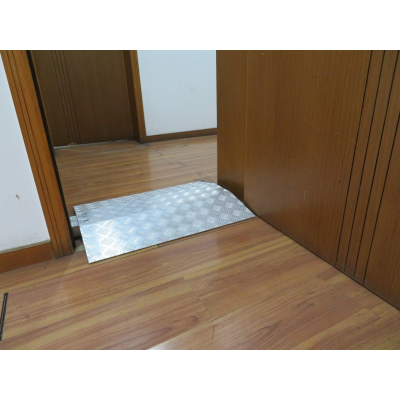 Slenksčių rampa - 74x60 cm (TR60)